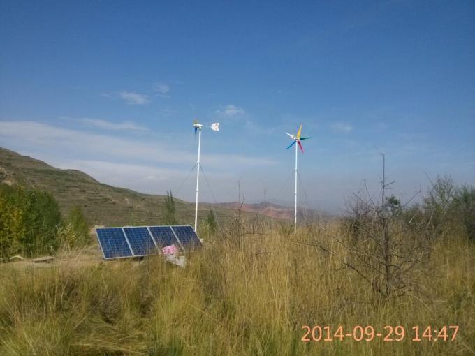 rejilla de 3000W IP41 - inversor híbrido solar atado del regulador del viento del inversor para el hogar